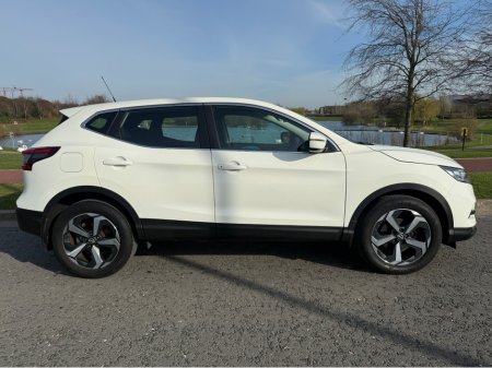 2020 Nissan Qashqai - thumbnail 4