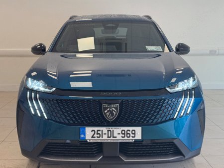 2025 Peugeot 5008 1.2 Hybrid 136bhp E-DCS6 Allure €49,950