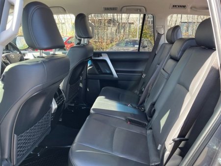 2019 Toyota Landcruiser - thumbnail 7