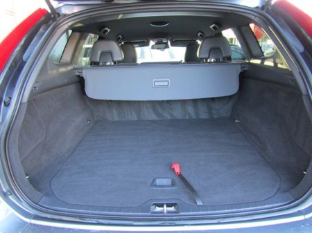 2016 Volvo XC60 2.0 D4 R-design NAV 190BHP 5DR €15,950 thumbnail