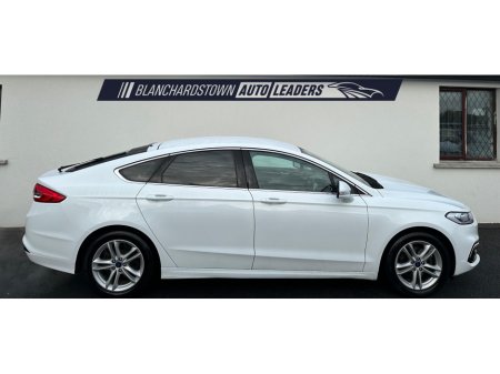 2019 Ford Mondeo 2.0 TDCI ZETEC 150PS NAV SERVICE HISTORY €13,649 thumbnail