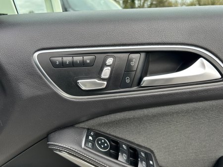 2016 Mercedes-Benz A Class - thumbnail 18