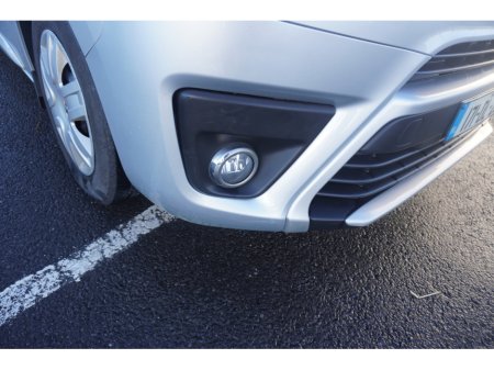 2017 Toyota Proace 2.0 D LWB GX 4DR thumbnail