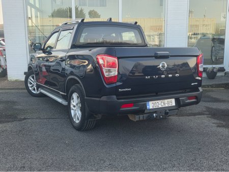 2020 Ssangyong Musso - thumbnail 2