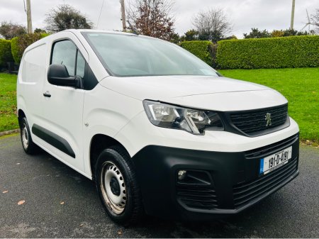 2019 Peugeot Partner ACTIVE PLUS 1.6 HDI  3 SEATER DOE & TAXED