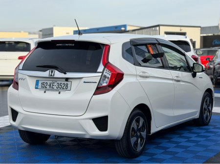 2015 Honda Fit - photo 2