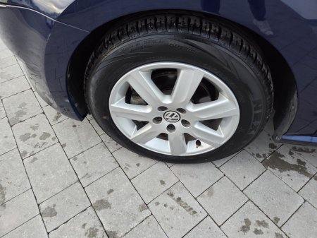 2012 Volkswagen Polo - thumbnail 15