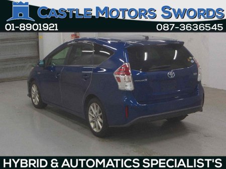 2015 Toyota Prius Alpha HYBRID/ AUTO FINANCE AVAILABLE €14,900