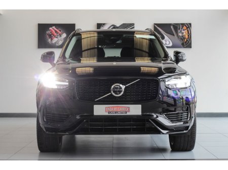 2022 Volvo XC90 RECHARGE T8 ULTIMATE DARK AWD €59,899 thumbnail