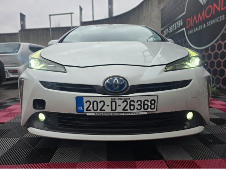 2020 Toyota Prius 6AA-ZVW51 €21,950 thumbnail