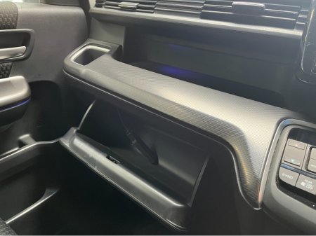 2018 Honda Stepwagon - thumbnail 18