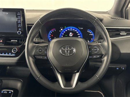 2021 Toyota Corolla HYBRID LUNA**TOUCHSCREEN BLUETOOTH MEDIA**REVERSE CAMERA**PARKING SENSORS**DUAL CLIMATE**CRUISE CONTROL**MULTIFUNCTIONAL STEERING WHEEL**AIR CONDITIONING**ISOFIX**FINACE AVAILABLE** €21,995 thumbnail