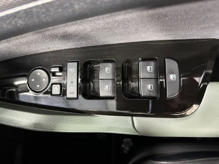 2024 Kia Sportage - thumbnail 22