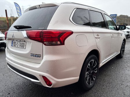 2015 Mitsubishi Outlander PHEV Intense+ €10,950 thumbnail
