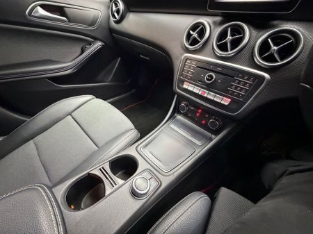 2016 Mercedes-Benz A Class - thumbnail 24