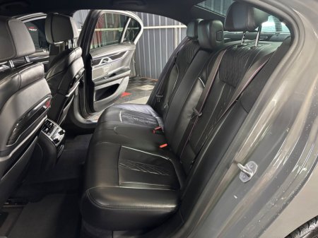 2020 BMW 7 Series  €49,950 thumbnail