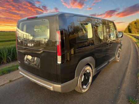 2026 Kia PV5 PASSENGER K4 2026 €46,000 thumbnail