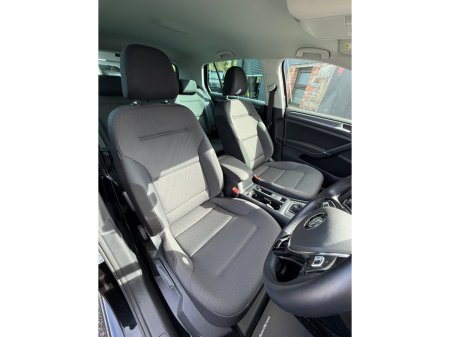 2018 Volkswagen Golf - thumbnail 10