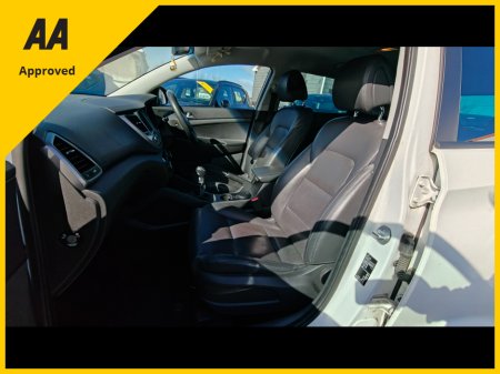 2016 Hyundai Tucson - thumbnail 18