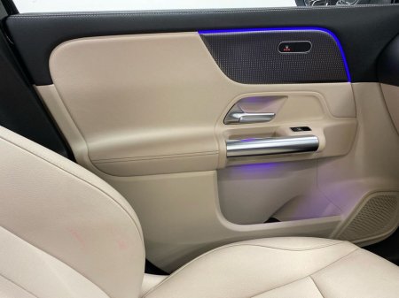 2022 Mercedes-Benz GLA Class - thumbnail 14