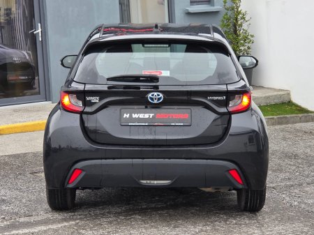 2022 Toyota Yaris - thumbnail 7