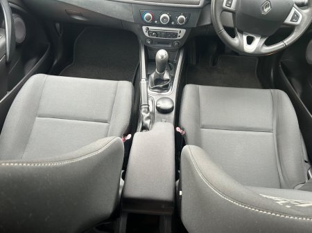 2013 Renault Megane - thumbnail 17