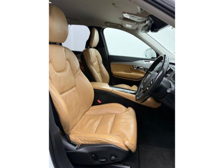 2015 Volvo XC90 - thumbnail 11