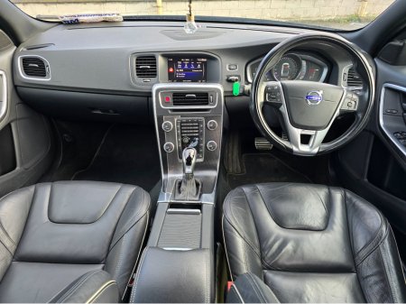 2018 Volvo S60 - thumbnail 11