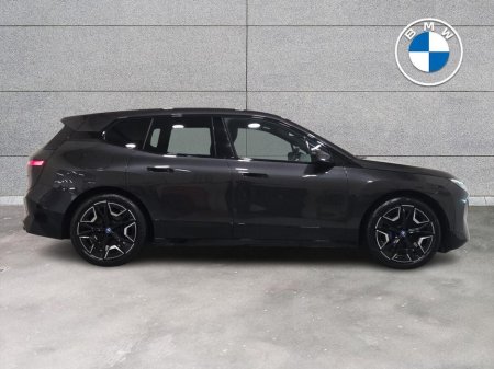 2023 BMW iX xDrive40 M Sport Edition €52,950 thumbnail