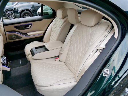 2023 Mercedes-Benz S Class S 580 e LWB 4MATIC AMG Line €99,950 thumbnail
