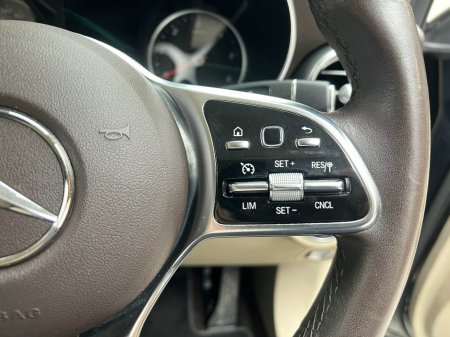 2020 Mercedes-Benz GLC Class GLC 220D 4MATIC AUTO €34,990 thumbnail