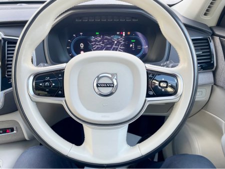 2023 Volvo XC90 - thumbnail 13