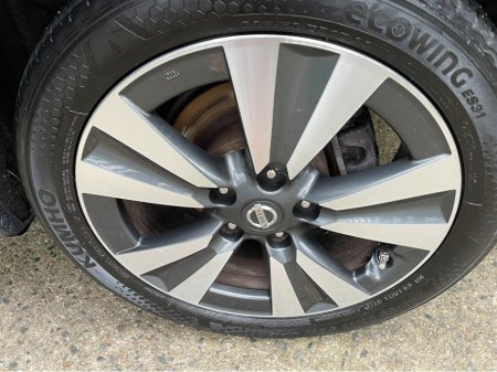 2018 Nissan Pulsar - thumbnail 16