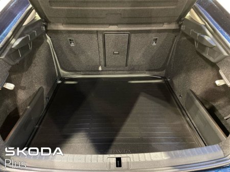 2023 Skoda Octavia - thumbnail 9