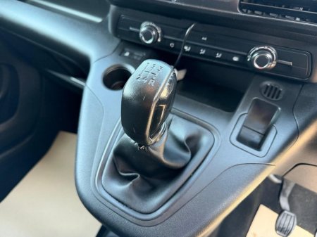 2020 Vauxhall Combo - thumbnail 23