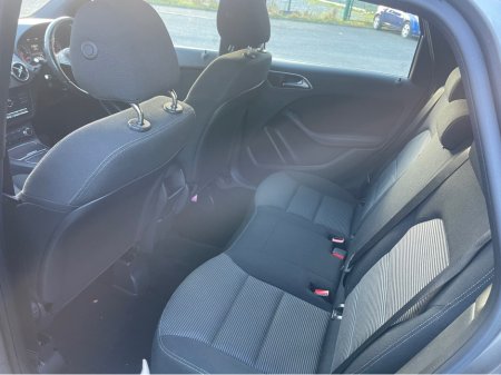 2016 Mercedes-Benz B Class B SERIES  5DR AUTOMATIC €13,750 thumbnail