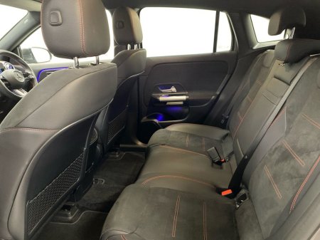 2024 Mercedes-Benz EQA - thumbnail 4