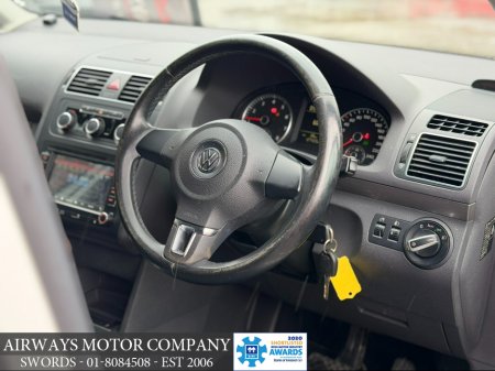2013 Volkswagen Touran 1.4 TSI DSG - 7 SEATER €7,950 thumbnail
