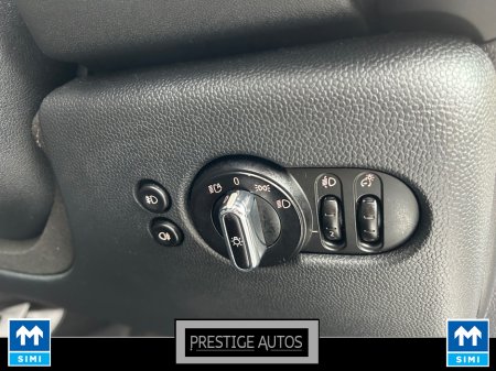 2014 MINI Hatch - thumbnail 17