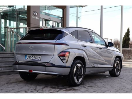2024 Hyundai Kona - thumbnail 4