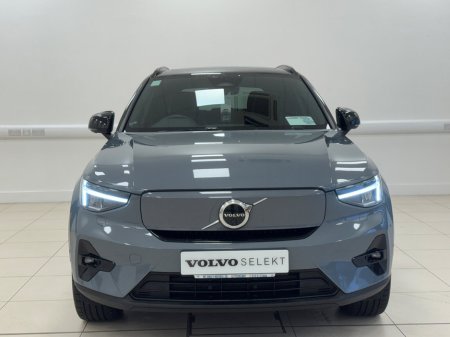 2022 Volvo XC40 BEV 231hp Ultimate €30,000 thumbnail