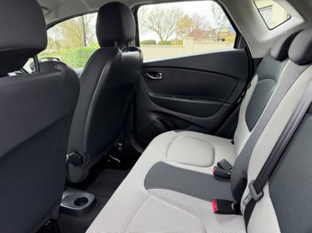 2017 Renault Captur - thumbnail 19