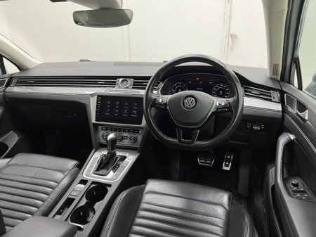 2020 Volkswagen Passat - thumbnail 16