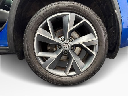 2023 Skoda Kodiaq 2.0TDI DSG SPORTLINE *5.9% APR* €110 P/W ON PCP €50,995 thumbnail