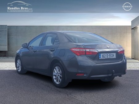 2016 Toyota Corolla - view 2