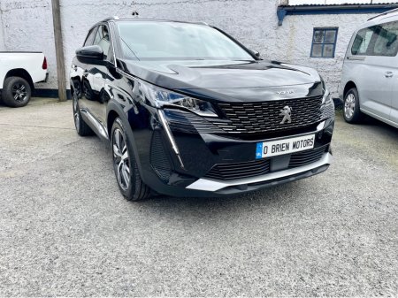 2023 Peugeot 3008 ALLURE 1.2 PETROL 130 BHP MANUAL 5DR HATCHBACK
