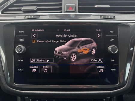 2018 Volkswagen Tiguan - thumbnail 31