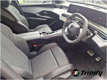 2025 Peugeot 5008 * DEMO * AUTOMATIC DIPPING LED HEADLIGHTS * TRINITY MOTORS * €48,945 thumbnail