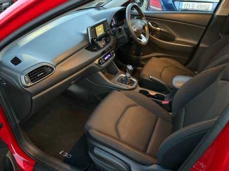 2017 Hyundai i30 - thumbnail 8