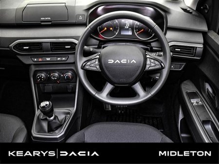 2025 Dacia Sandero Essential TCe 90 5Sp GSR2 €19,290